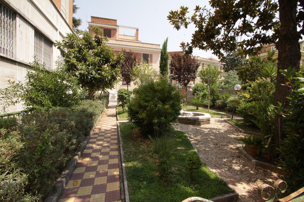 Hotel Casa Per Ferie Margherita Diomira Rom Exterior foto