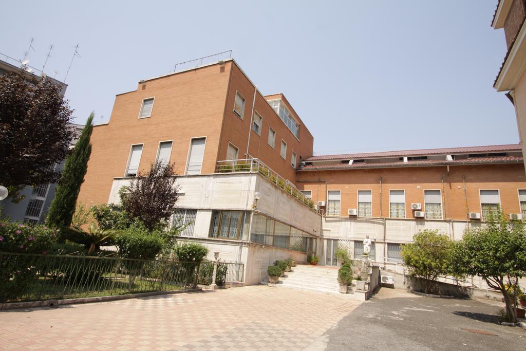 Hotel Casa Per Ferie Margherita Diomira Rom Exterior foto