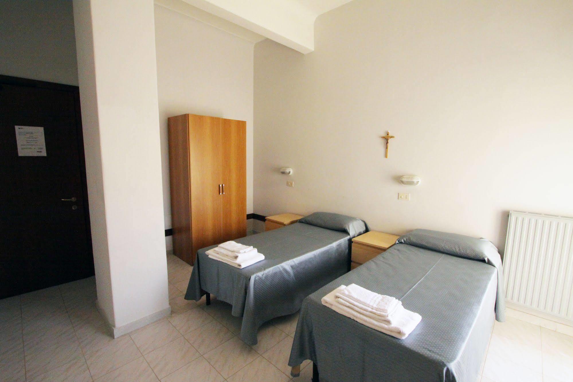 Hotel Casa Per Ferie Margherita Diomira Rom Exterior foto